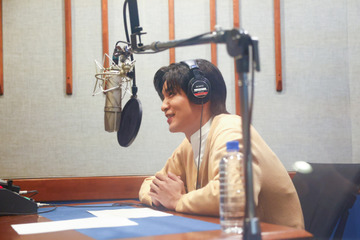 目黒蓮、こだわりの“すき焼きのつくり方”を語る！本日放送開始の新CMでナレーションに挑戦 画像