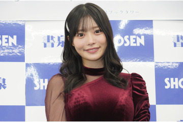 高鶴桃羽、新作カレンダーでバニー姿を初公開「お尻の尻尾がちゃんと見える」 画像