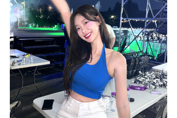 見るだけで心臓バクバク…韓国チアガール、大胆すぎる“うさ耳サンタコス”でファン悩殺「反則です」【PHOTO】 画像