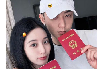 誰!? と二度見するレベル…元EXO・タオ、結婚後に体重“90kg”に！「妻の料理が美味しくて」 画像