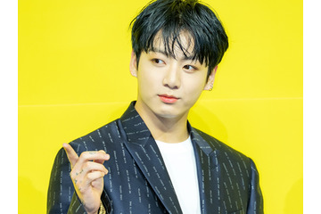 BTS・JUNG KOOK、鍛え抜かれた“腹筋”に視線釘付け…完璧フィジカルの秘訣は「1日1食」？ 画像