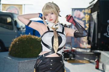 スタイル抜群な「ゼンゼロ」イヴリンや「学マス」リーリヤ、ホロライブまで人気キャラ勢揃いの「コミケ」美女レイヤー10選 画像