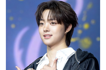 「脚の長さエグい」&TEAM・EJ（ウィジュ）、非現実的な“王子様ビジュアル”にファン悶絶【PHOTO】 画像