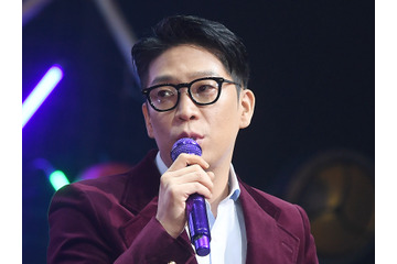 女会長との不倫疑惑に続き、今度は代理処方疑惑が浮上　“捏造”と否定していた韓国歌手「1～2錠ほどは…」 画像