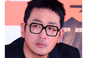 ハ・ジョンウ、結婚報道は否定も一般女性との交際は認める 画像