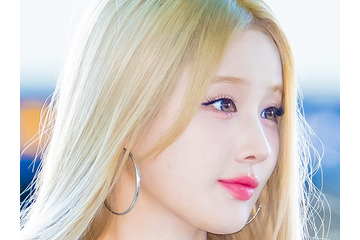 ブラトップで見せた“たわわ”な肉体…KISS OF LIFE・ベル、運動後の自撮り写真で健康アピール 画像