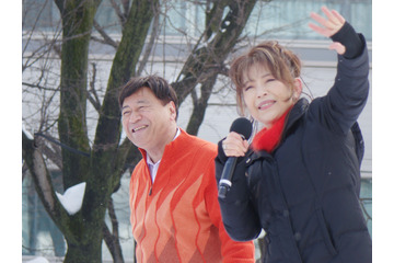 夢グループ石田重廣社長と保科有里、さっぽろ雪まつり会場に登場！「安い、安～い」実演で来場者歓喜 画像