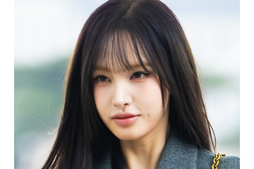 「細すぎ」と心配の声も…IVE・リズ、肋骨がうっすら浮かぶ“異次元スタイル”にファン騒然！ 画像