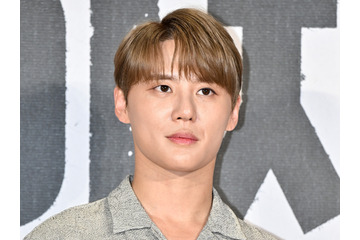 元東方神起・ジュンス、“韓国第1号オーナー”「テスラ・サイバートラック」で出勤！代表としての1日に注目 画像