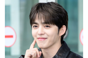 SEVENTEEN・エスクプス、シンプルな着こなしもお手の物！輝く美しさでイタリアへ出国 画像