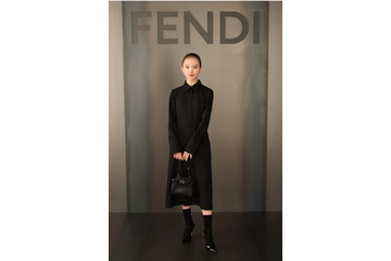 清原果耶、HANA・YURIら豪華ゲストがFENDIコレクションに来場！シックな装いで魅了 画像
