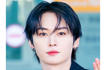 「語彙なくす」Stray Kids・リノ、思わず見入る美貌…初の日本単独表紙で見せた“宝石級”の輝き 画像