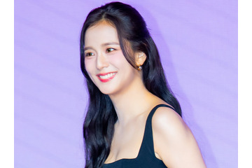 見えてもいいの…？BLACKPINK・ジス、素肌が透ける“大胆シースルー”に視線クギ付け 画像