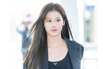 すんごい…TWICE・サナ、たっぷりボリュームで色気爆発！“透けミニワンピ”で見せたオトナの魅力 画像