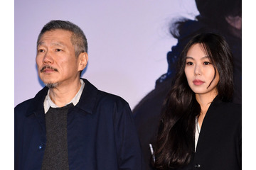 【独自写真】妻とは離婚できず、女優と“不倫関係”のまま子を授かり家族に…韓国巨匠の近況をキャッチ 画像
