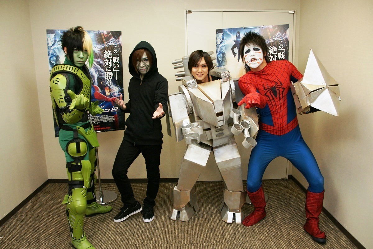 金爆 スパイダーマン愛が爆発 完璧に なりきった Cm公開 Rbb Today