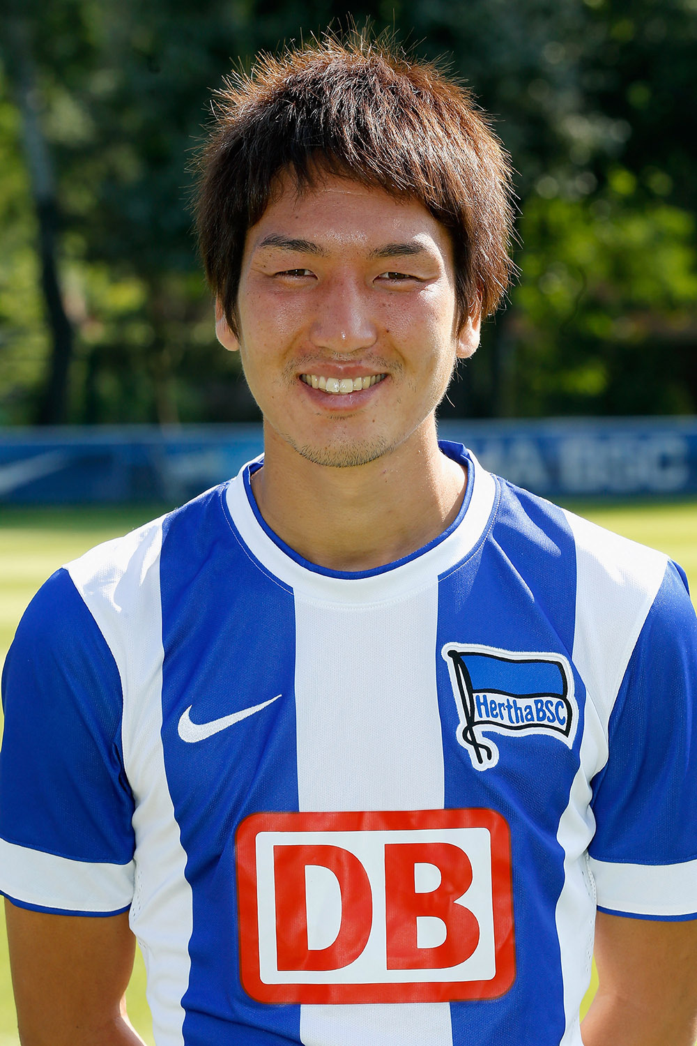 サッカー日本代表 原口選手 2ヵ月遅れで香屋ルリコとの結婚報告 Rbb Today サッカー日本代表 原口選手 2ヵ月遅れで香屋ルリコとの結婚報告 Rbb Today