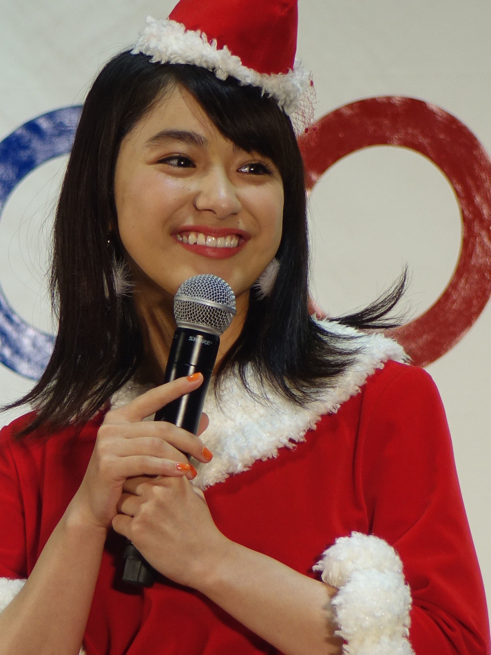 平裕奈のサンタ衣装に会場から かわいい の声 Rbb Today 平裕奈のサンタ衣装に会場から かわいい の声 Rbb Today
