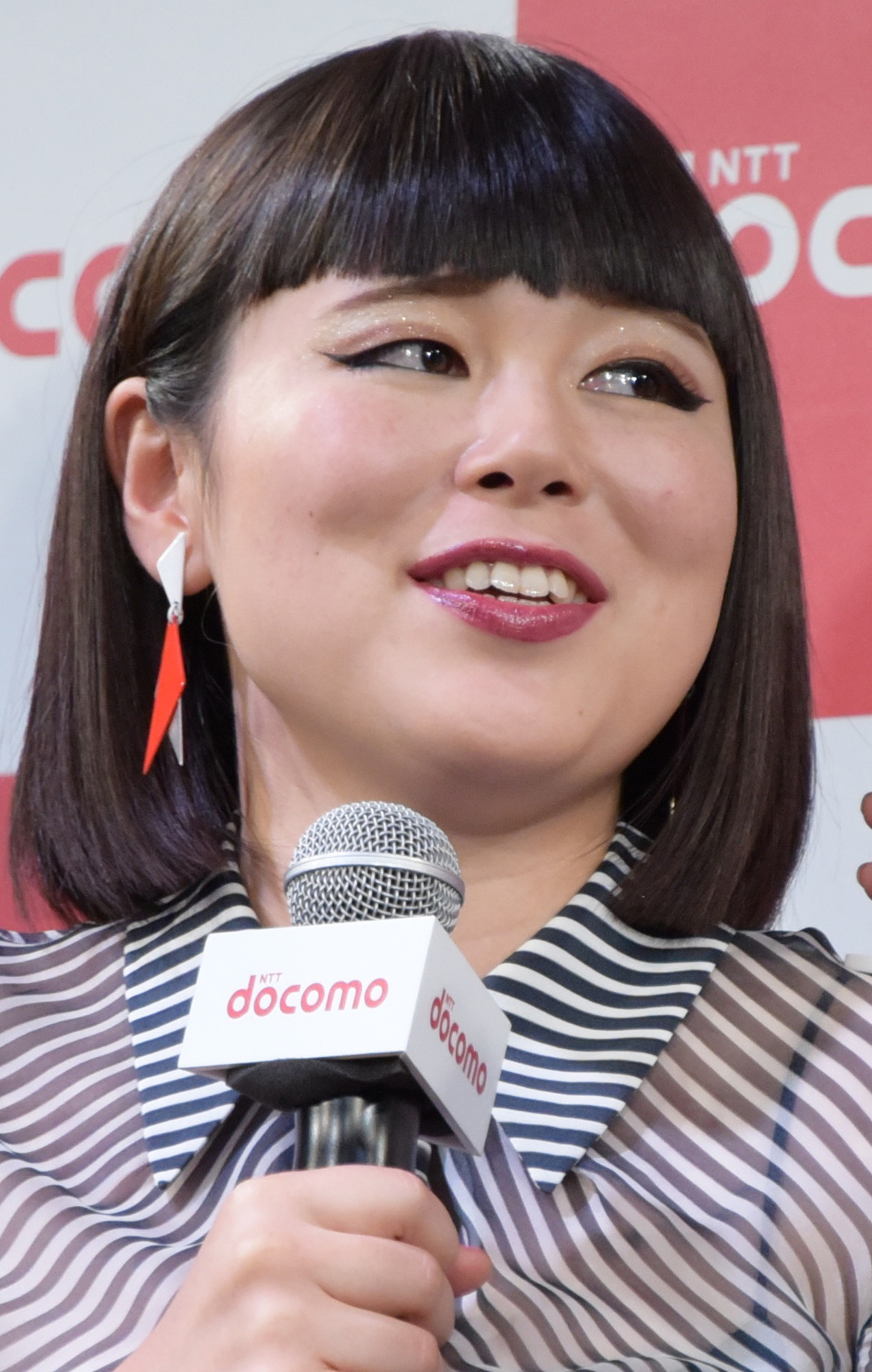 ブルゾンちえみ まさかの暴露 黒柳徹子は 普段からノーブラ Rbb Today ブルゾンちえみ まさかの暴露 黒柳徹子は 普段からノーブラ Rbb Today