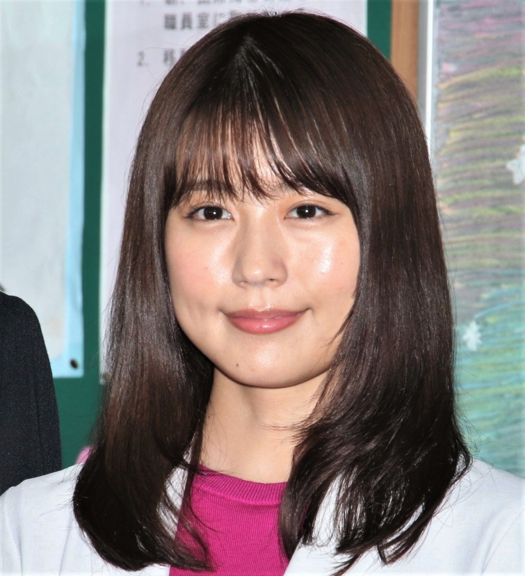 有村架純が 禁断の恋 に挑戦 3年間好きだった男の子がいました と初恋も告白 Rbb Today