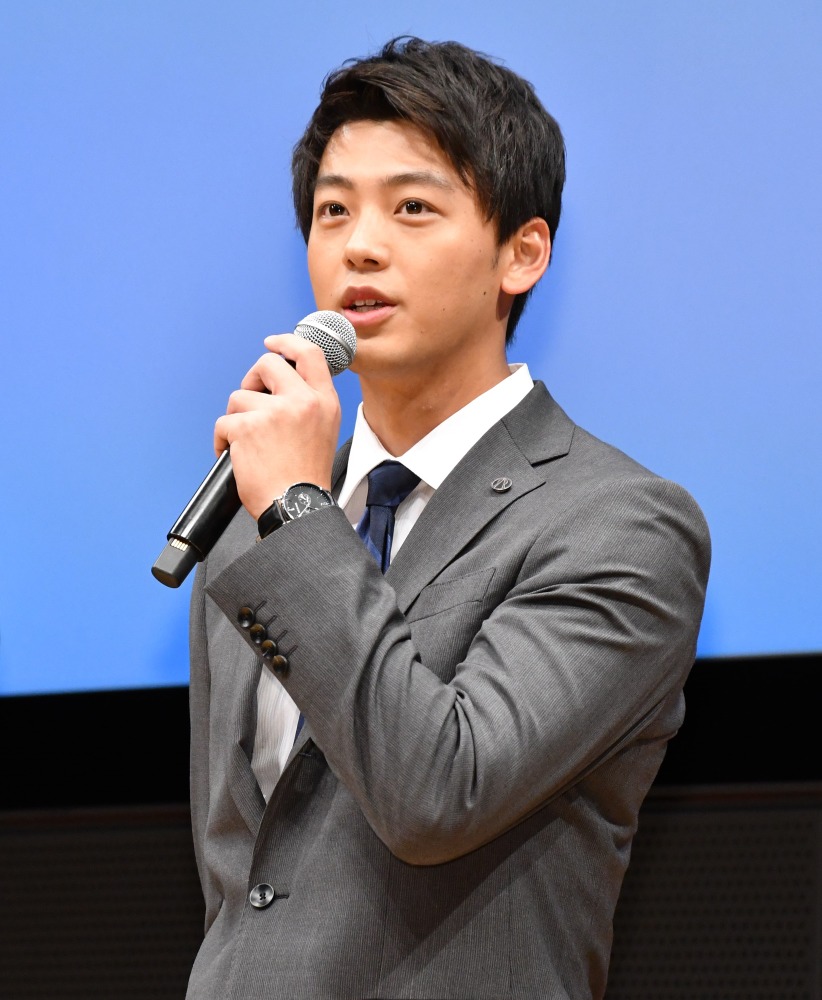 竹内涼真 安田顕に股間を揉まれていた 下町ロケット エピソードを披露 Rbb Today