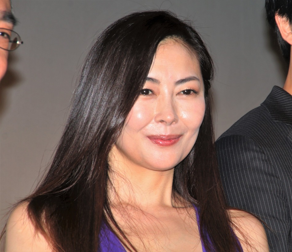 松岡昌宏 32年思い続けた中山美穂に告白 ずっと好きでした Rbb Today