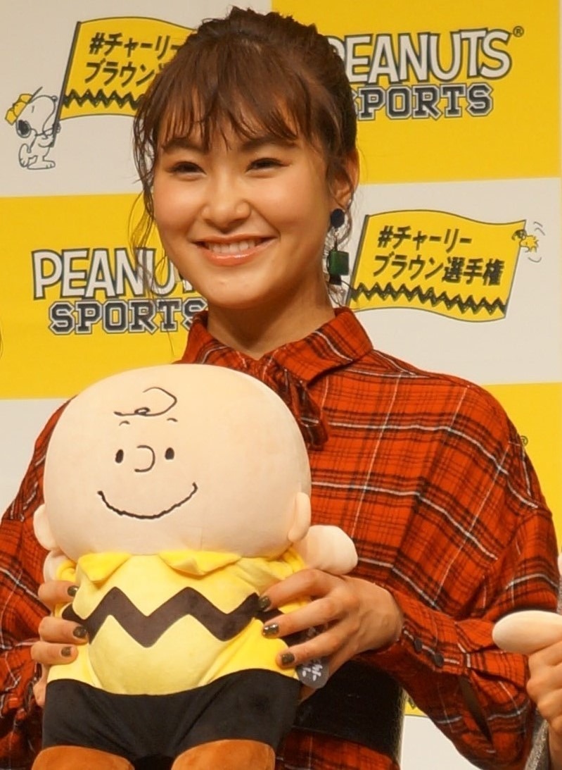 村上佳菜子 幼少期の全力 ラテンダンス が現在の表現力の原点 Rbb Today
