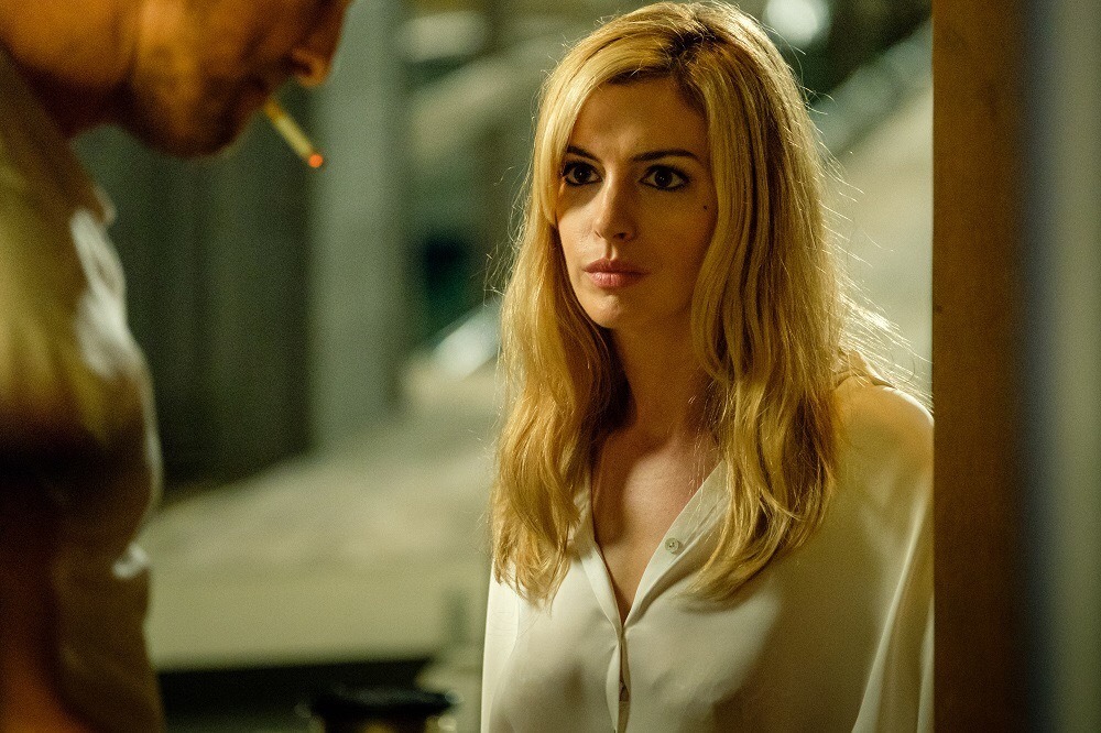 現場からは反対の声も アン ハサウェイがブロンドヘアに Rbb Today 現場からは反対の声も アン ハサウェイがブロンドヘアに Rbb Today