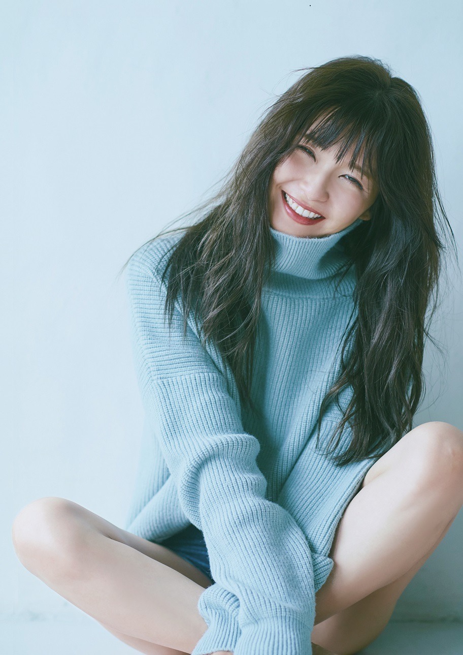 a宇野実彩子 Cancam 表紙に初登場 やさしい色気 を表現し うれし恥ずかし Rbb Today