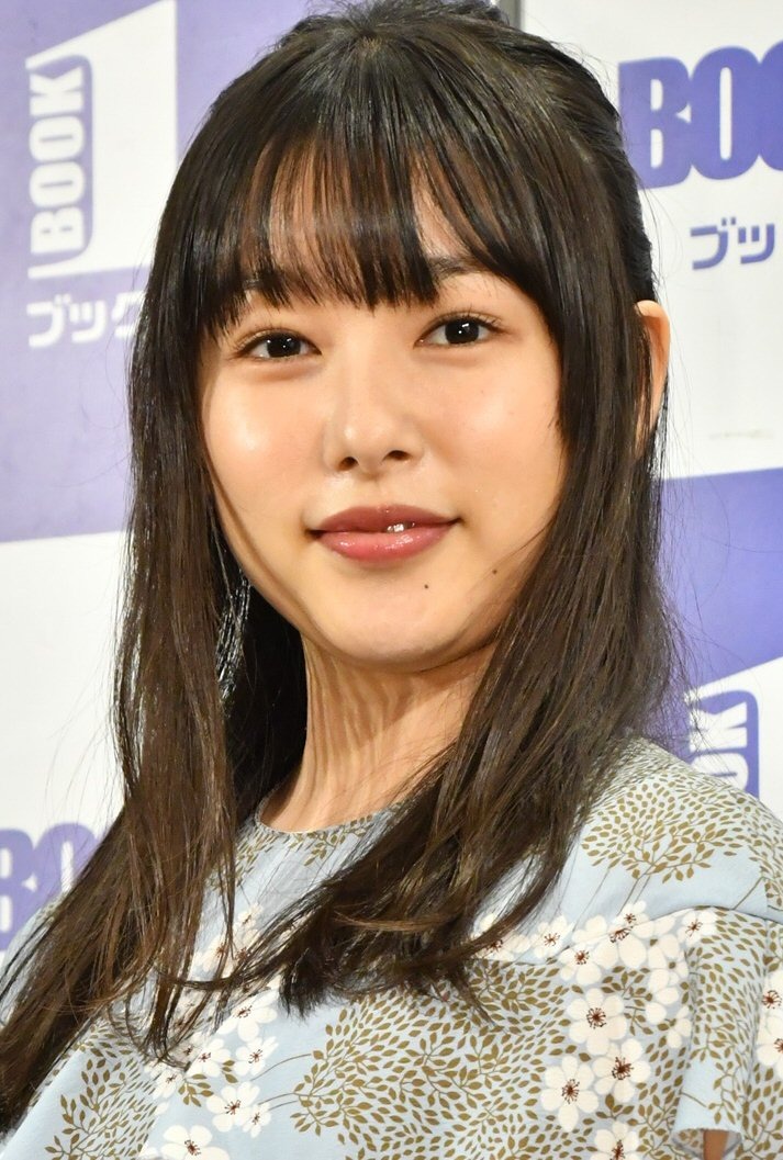 桜井日奈子 スタジオも驚きの 家訓 が判明 店で大声でお礼を言う Rbb Today