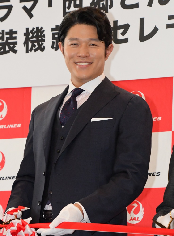 鈴木亮平 西郷どん 主演時の体重は約100kg ドーナツで増量 Rbb Today