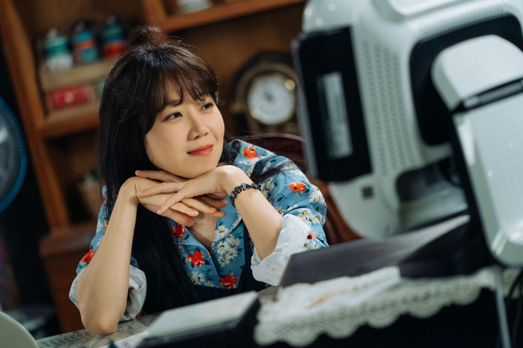 シングルマザーに訪れた恋の予感 Netflix 椿の花咲く頃 独占配信スタート Rbb Today