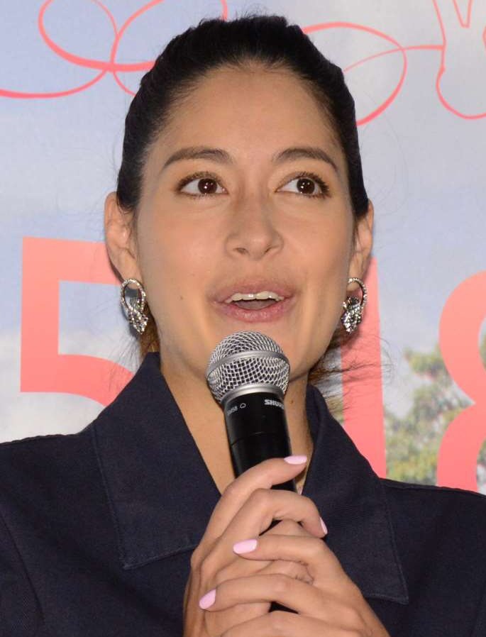 森泉 妹が寝ているときに勝手にピアスを開けた Rbb Today