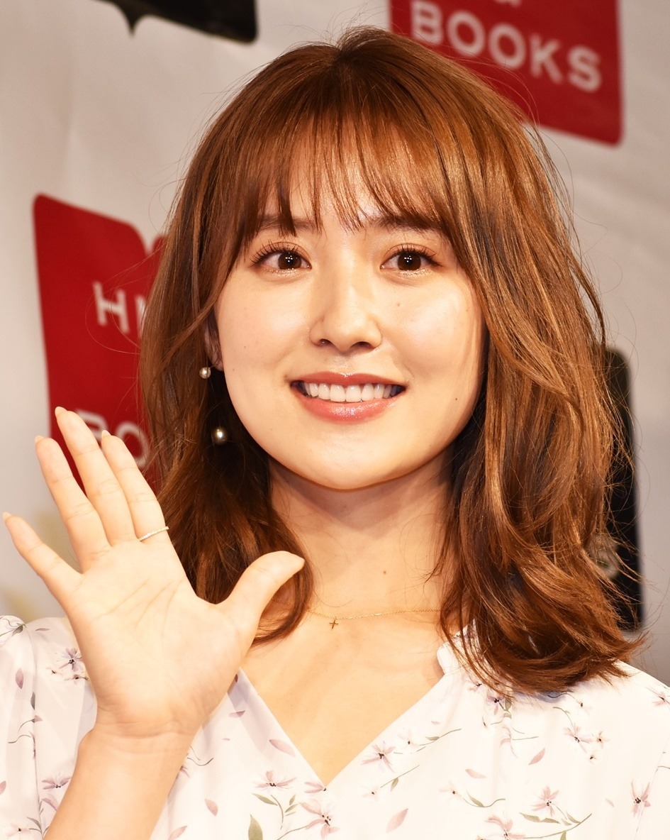 元乃木坂46 衛藤美彩 風呂上がりルーティン動画を公開 すっぴんに絶賛の声も Rbb Today 元乃木坂46 衛藤美彩 風呂上がりルーティン動画を公開 すっぴんに絶賛の声も Rbb Today