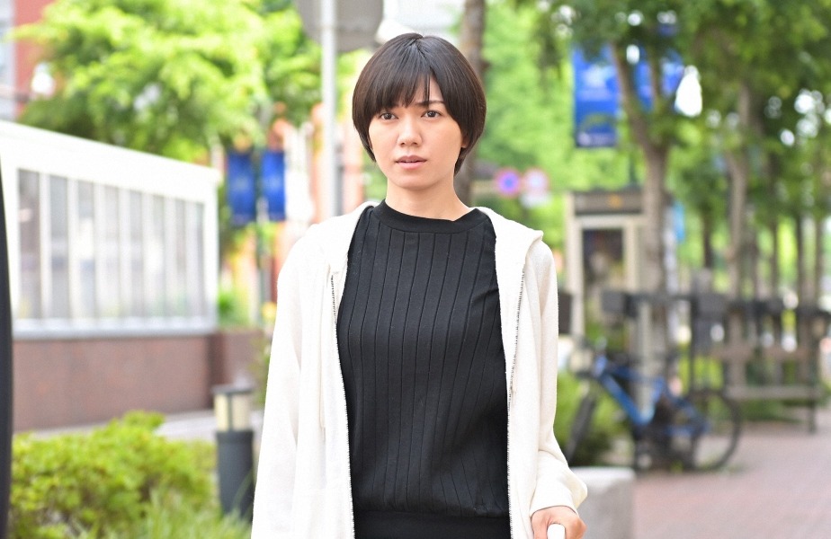アラサーバツイチ 二階堂ふみ 眞栄田郷敦 岩田剛典と三角関係に プロミス シンデレラ 今夜スタート Rbb Today