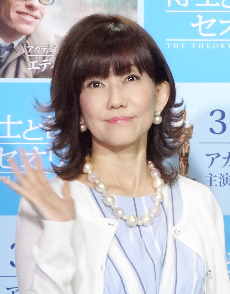 松本伊代 背中を圧迫骨折 インスタで報告 Rbb Today