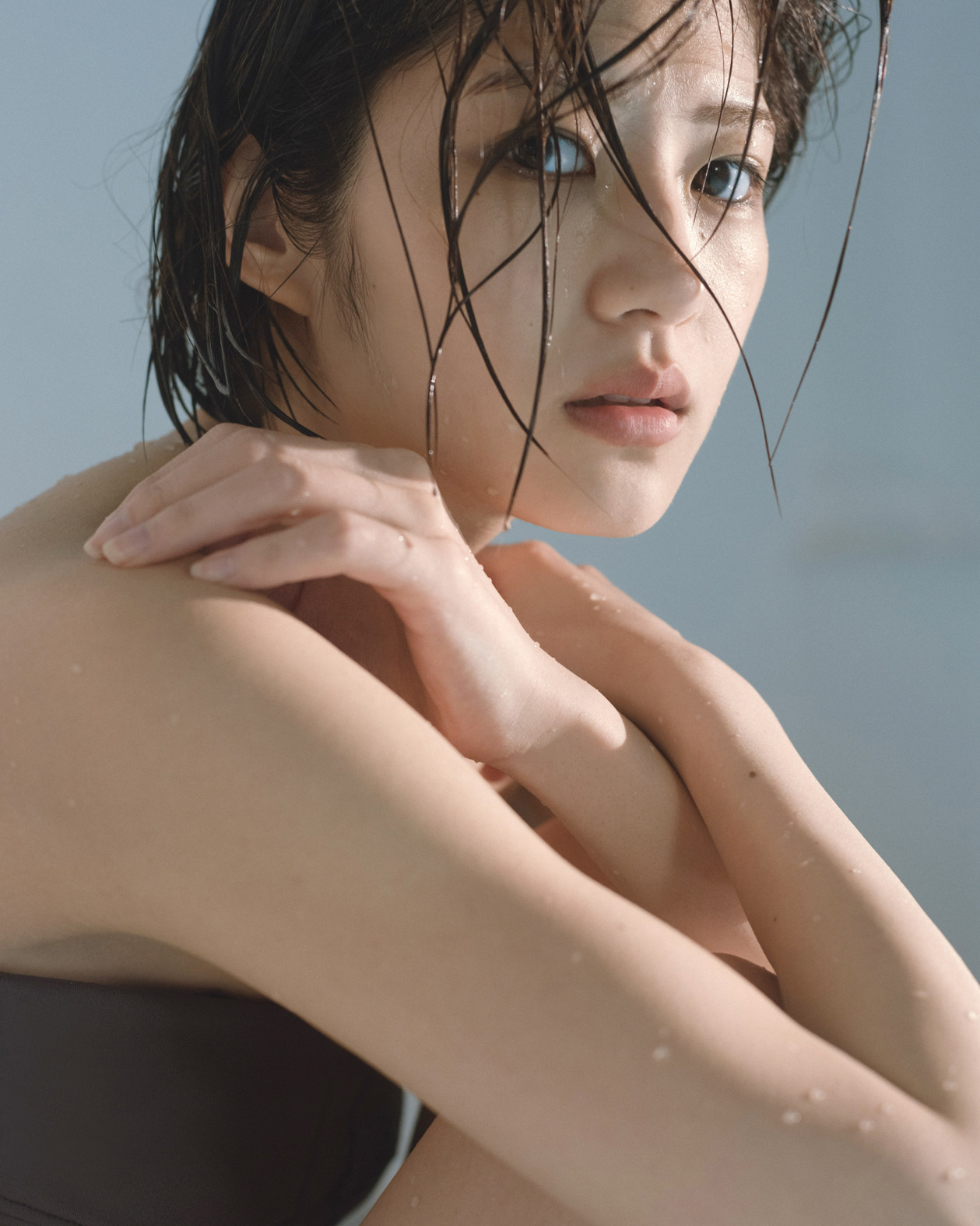 若月佑美 濡れ髪セクシーな水着姿公開 最新写真集先行カット Rbb Today