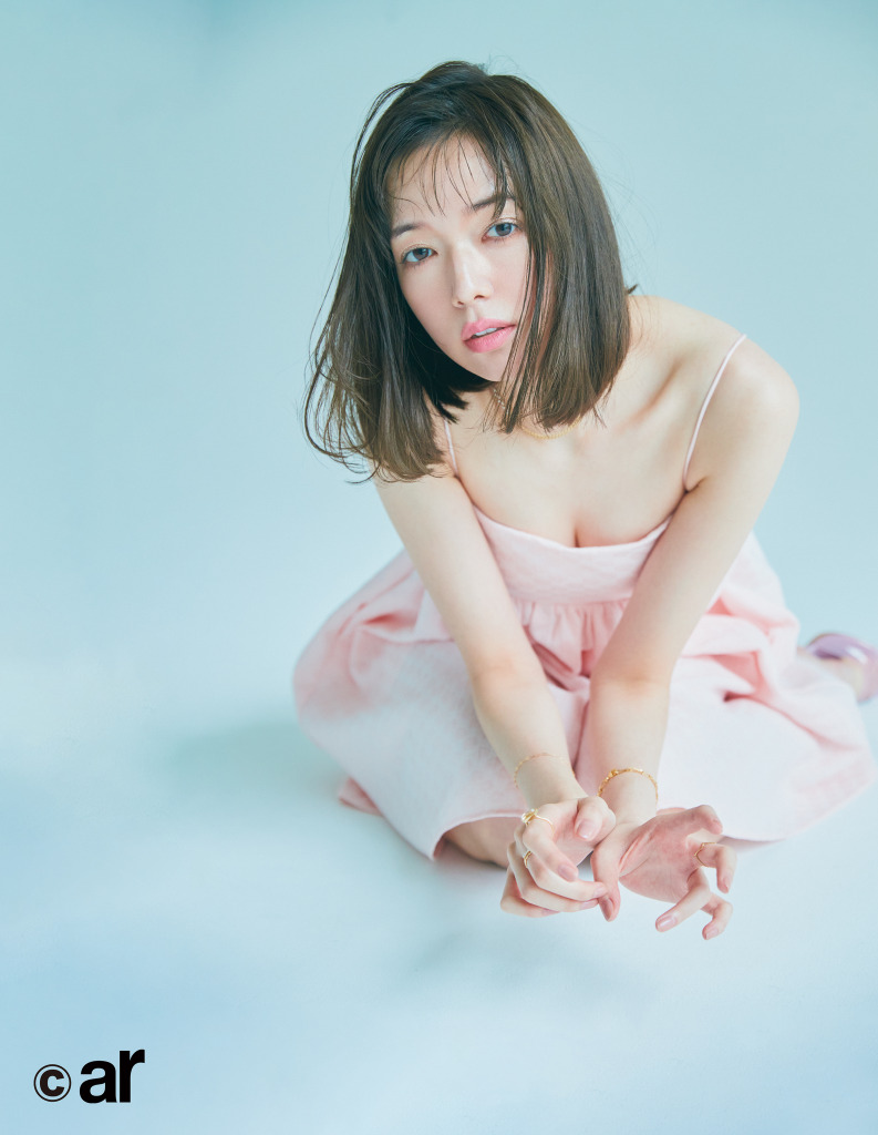 佐藤栞里がニョロモン披露 美バスト ツヤ肌を大胆露出 Rbb Today 佐藤栞里がニョロモン披露 美バスト ツヤ肌を大胆露出 Rbb Today