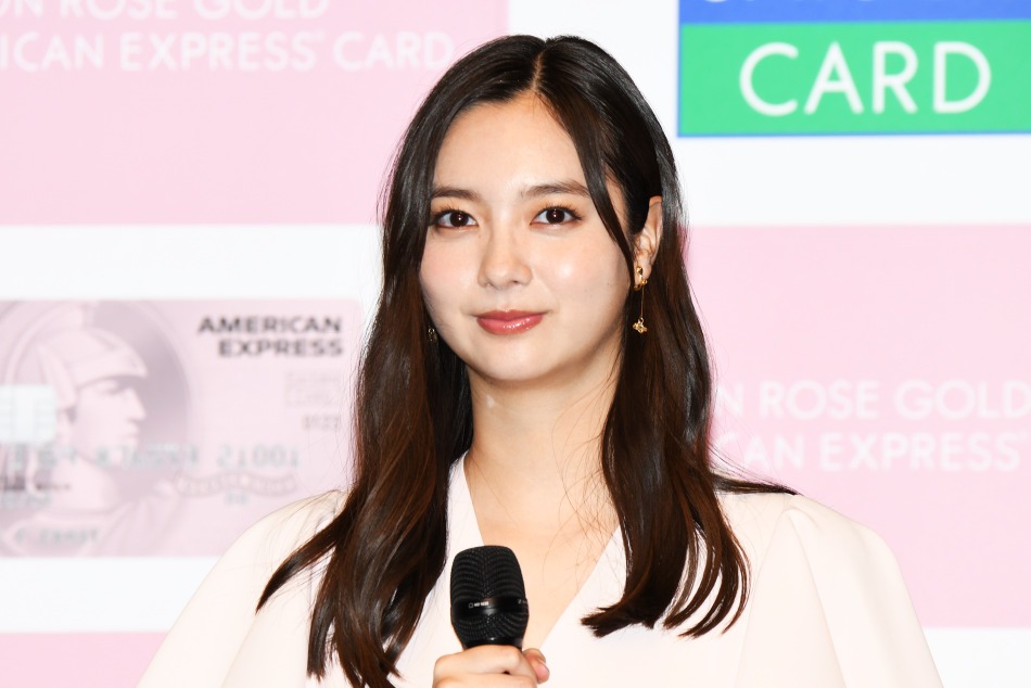 新川優愛 加藤諒の迫力ある 顔面 に完敗 ズンとくる Rbb Today 新川優愛 加藤諒の迫力ある 顔面 に完敗 ズンとくる Rbb Today