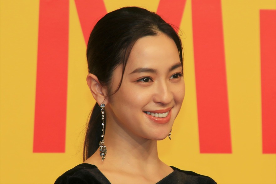 佐藤栞里 中村アンの美貌にうっとり どんなに水に濡れてもずっとキレイ 本人苦笑い Rbb Today