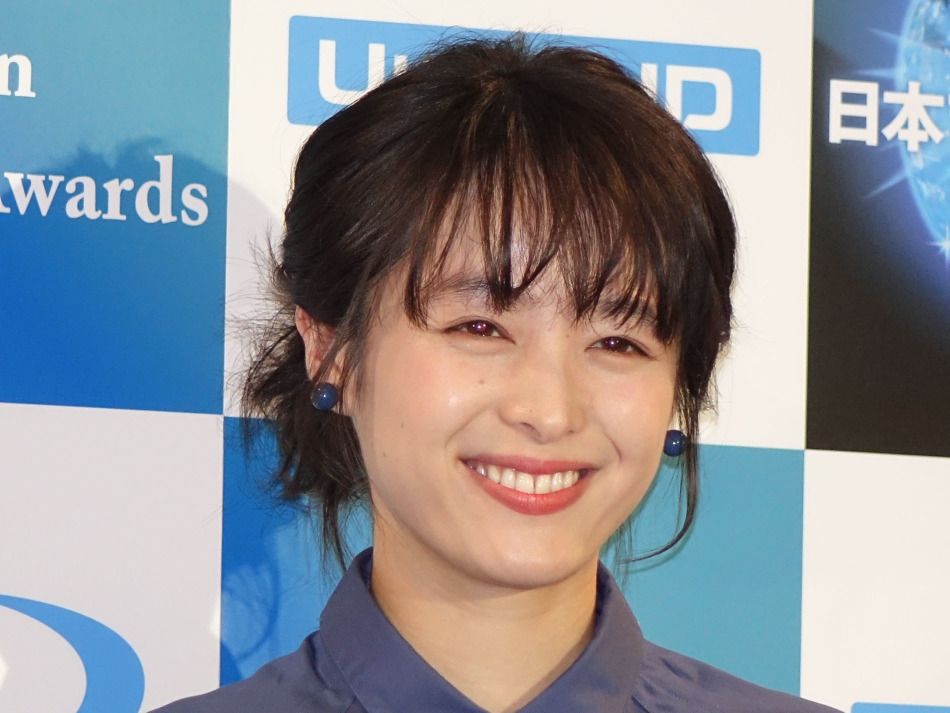 清野菜名 産後初投稿で金髪に 可愛いの声多数 Rbb Today
