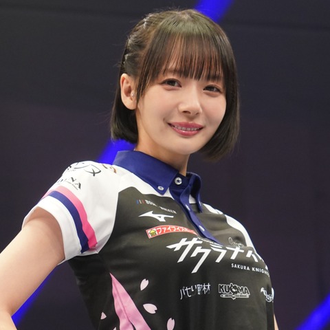 “役満ボディ”の岡田紗佳、初のK-1ラウンドガールで大興奮「すごく迫力ありました」 画像