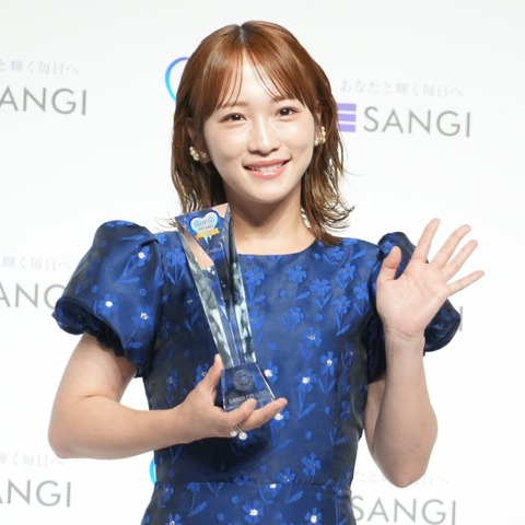 川栄李奈、「歯が命アワード」受賞に歓喜！子どもは「歯磨きキャンセル界隈…」と悩み吐露 画像