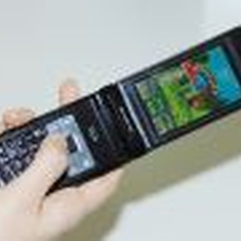 ドコモが新機種を発表——ブームの【きせかえツール】って? 画像