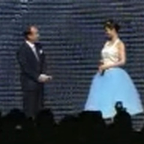 【速報】孫社長、上戸彩にティファニーをプレゼント!? ——2008年春モデル発表会 画像