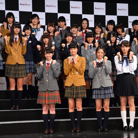 乃木坂46に続く「欅坂46」が誕生!メンバー22名がお披露目 画像