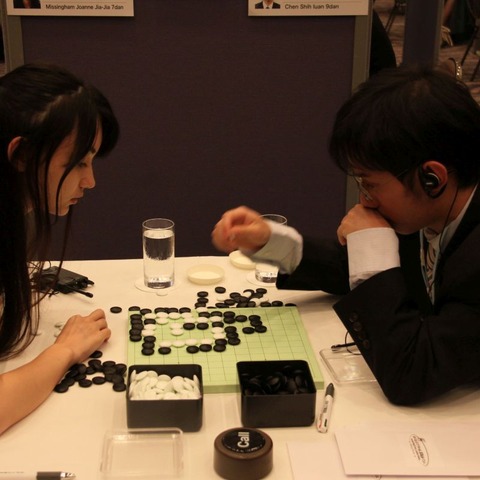 やっぱり強かったAI! 井山七冠ら世界トップ棋士が「詰碁」で対決 画像