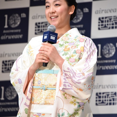 浅田真央、着物姿で登場「舞妓さんをさせてもらったのがいい思い出」 画像