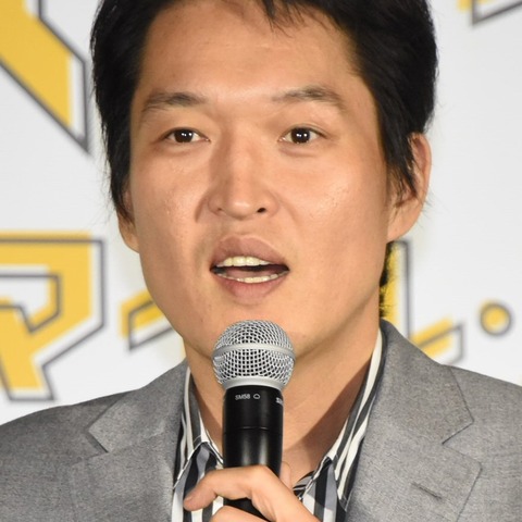 千原ジュニア、豊田議員の謝罪会見をバッサリ「1時間37分の単独ライブ」 画像