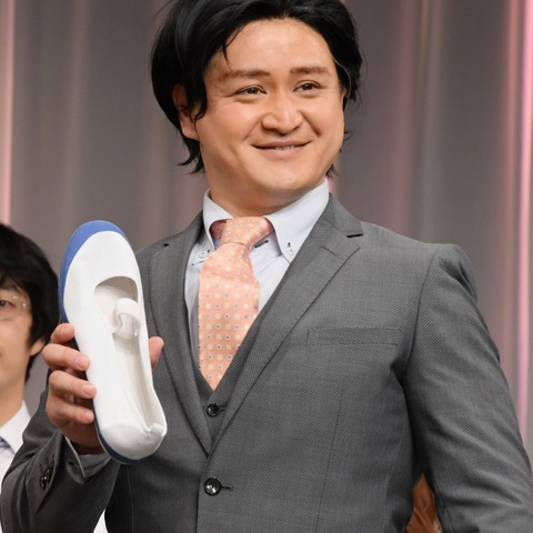 ガリット福島、モノマネ芸の“原動力”は「嫁に一番笑ってほしい」 画像
